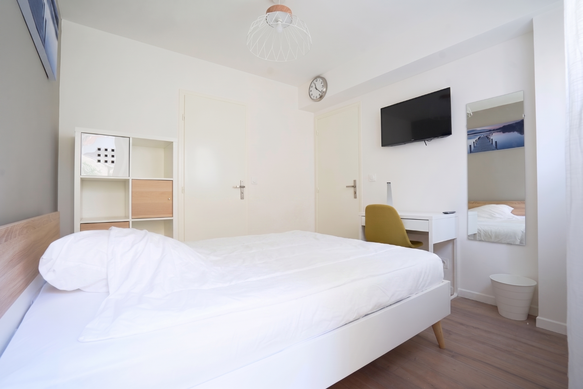 Avlp ll152 chambre 1 en colocation meublee avec sdd privee Photo 2 - JLW Immobilier Avlp ll152 chambre 1 en colocation meublee avec sdd privee Photo 2 - JLW Immobilier