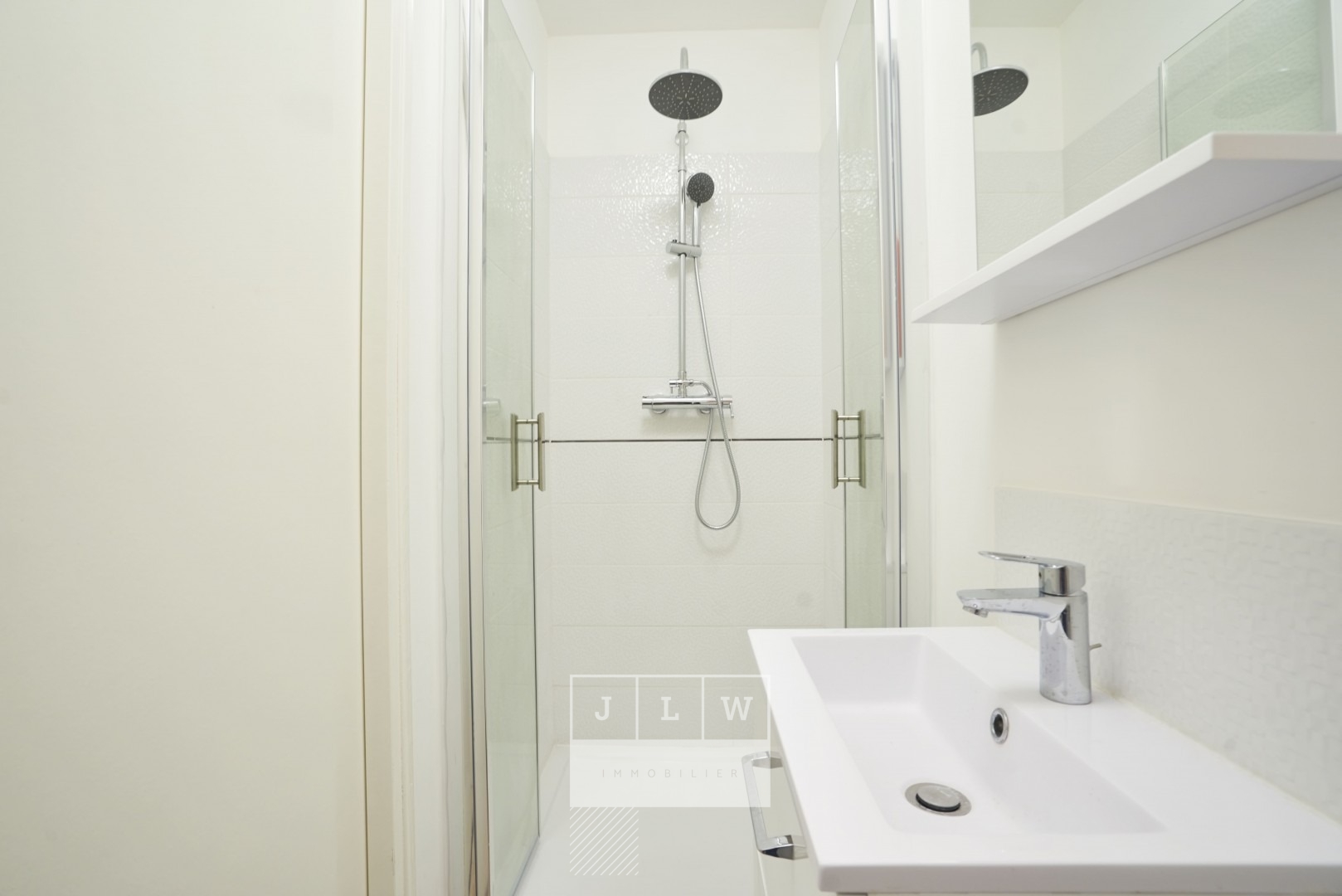 Avlp ll152 chambre 1 en colocation meublee avec sdd privee Photo 4 - JLW Immobilier Avlp ll152 chambre 1 en colocation meublee avec sdd privee Photo 4 - JLW Immobilier