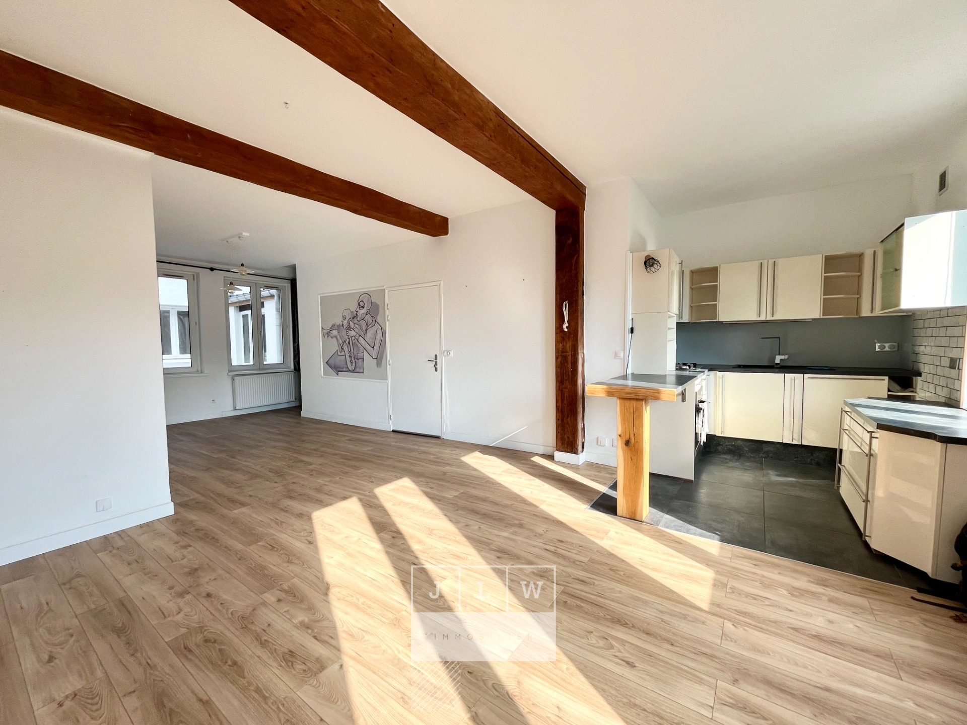 Hyper centre duplex de 80m Photo 2 - JLW Immobilier Hyper centre duplex de 80m Photo 2 - JLW Immobilier