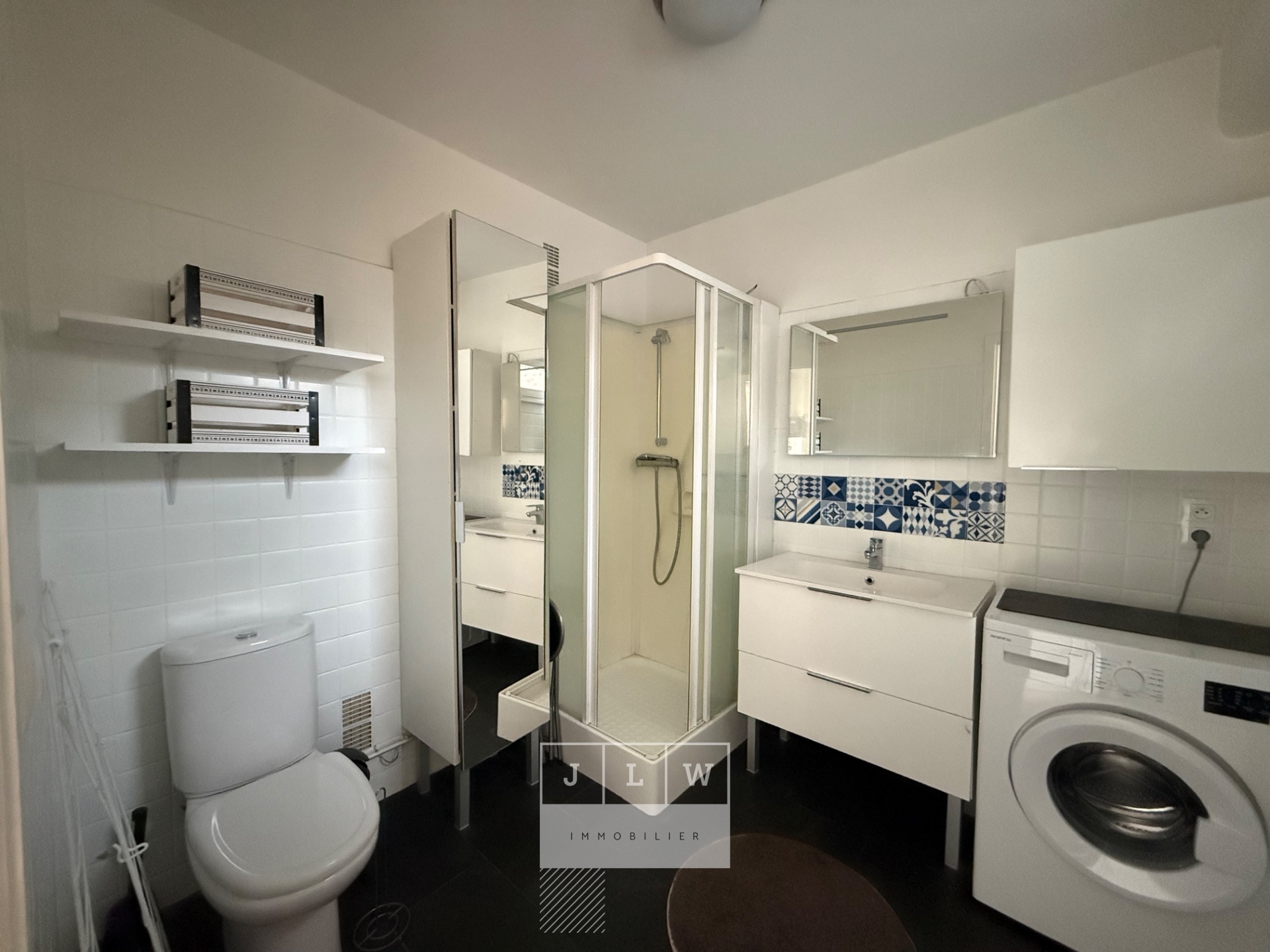 Avvy ll152 grand studio meuble proche de la catho Photo 4 - JLW Immobilier Avvy ll152 grand studio meuble proche de la catho Photo 4 - JLW Immobilier