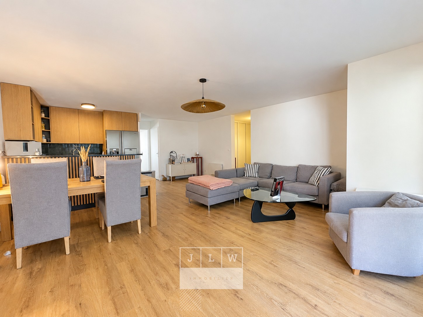 Appartement avec balcon et garage Photo 1 - JLW Immobilier