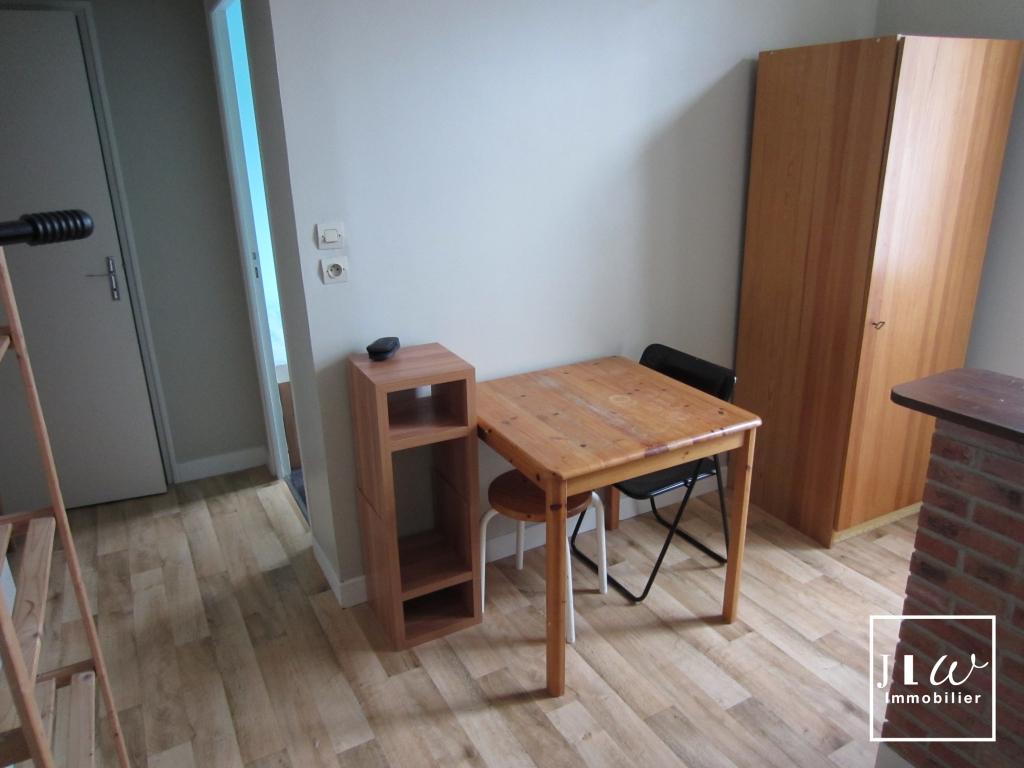 Fve sr123 lille t1 bis de 1956m pret de meubles Photo 1 - JLW Immobilier