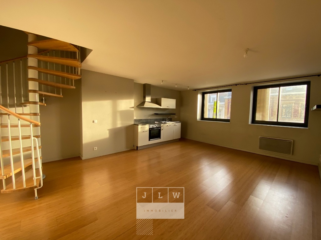 Hjv nb343 lille sebastopol t2 non meuble de 52m Photo 2 - JLW Immobilier