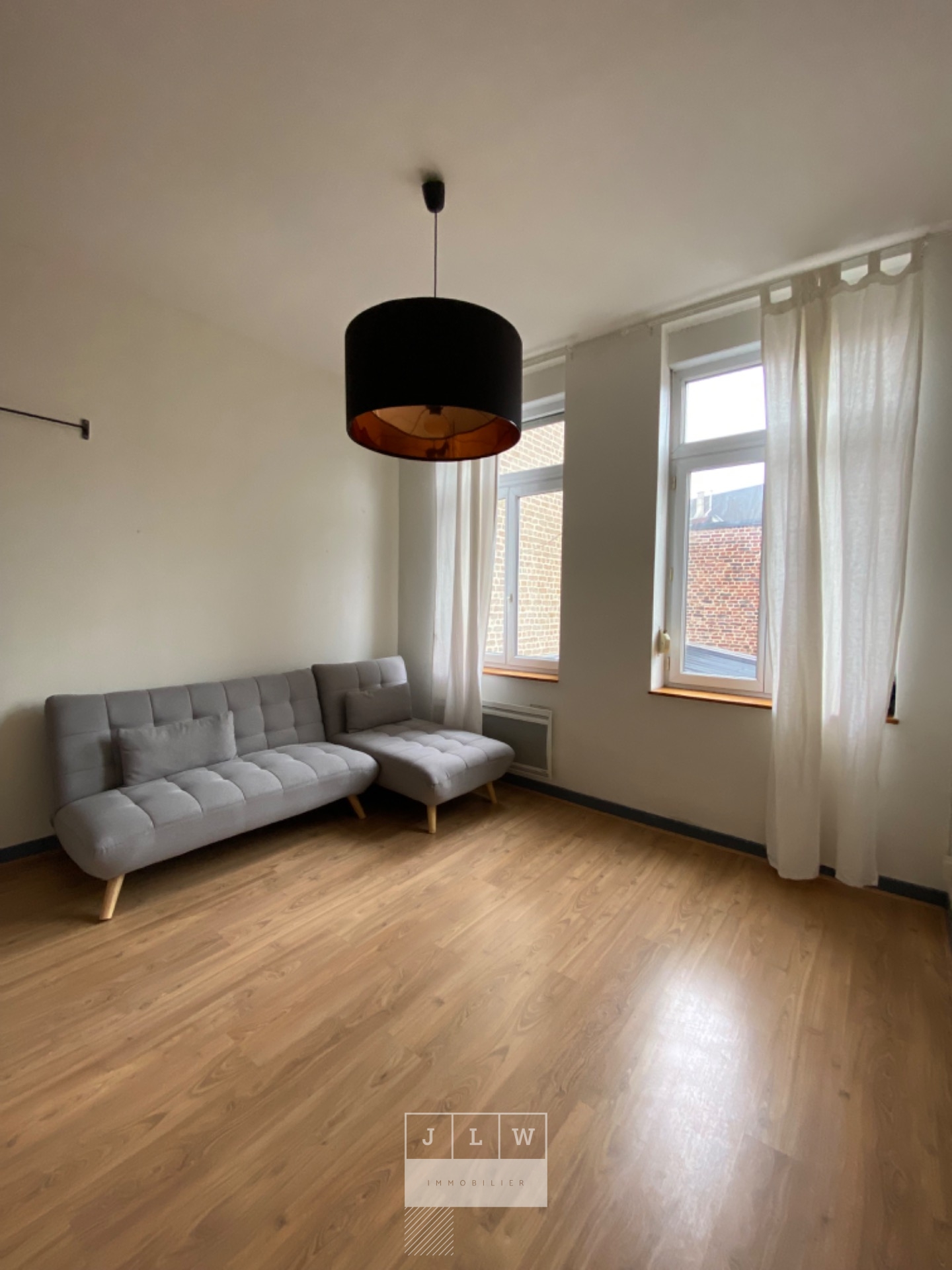 Hmk ll152 lille sebastopol studio non meuble de 18 07m Photo 1 - JLW Immobilier Hmk ll152 lille sebastopol studio non meuble de 18 07m Photo 1 - JLW Immobilier