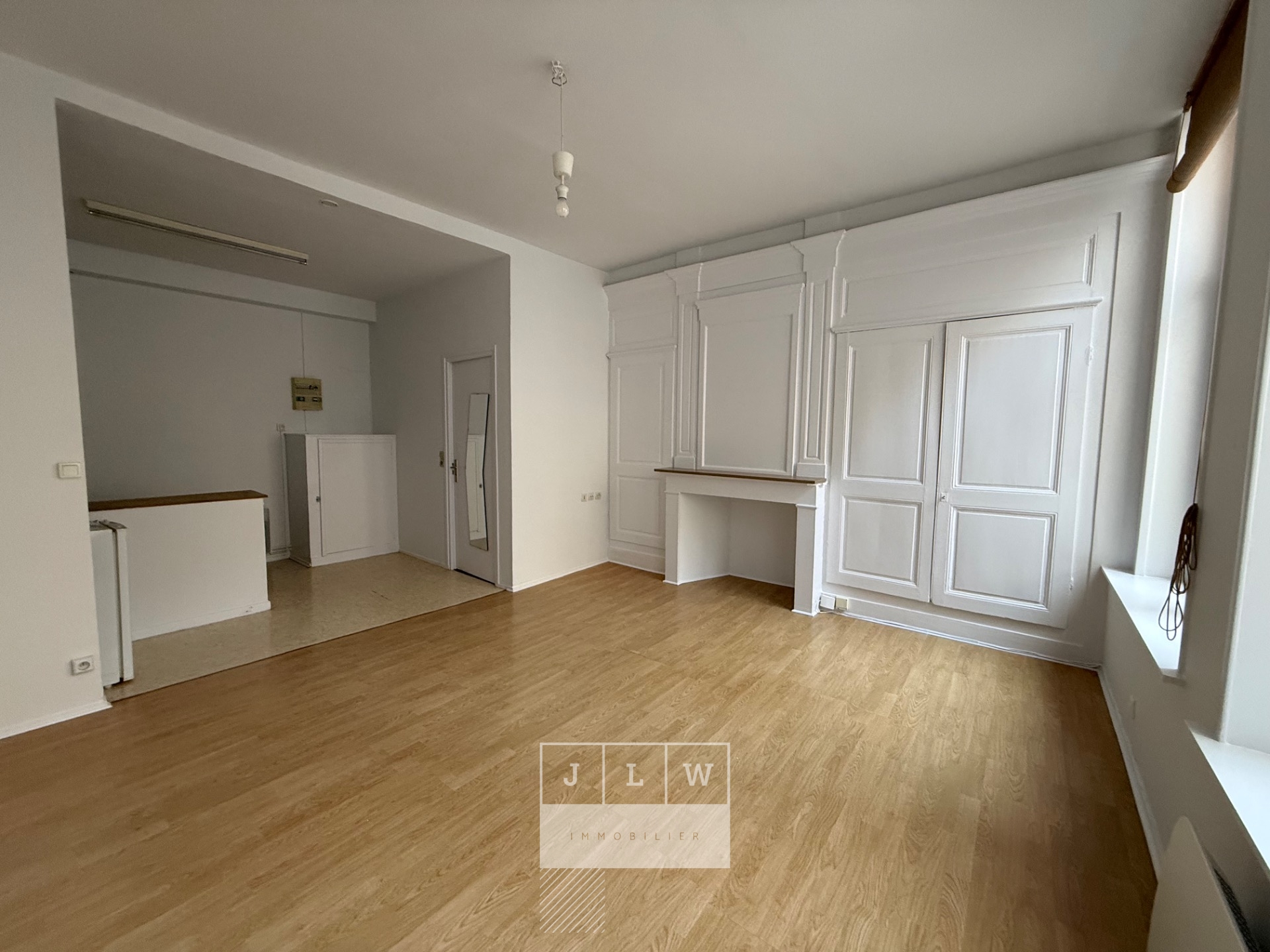Iak ll152 vieux lille studio non meuble de 2837m Photo 2 - JLW Immobilier