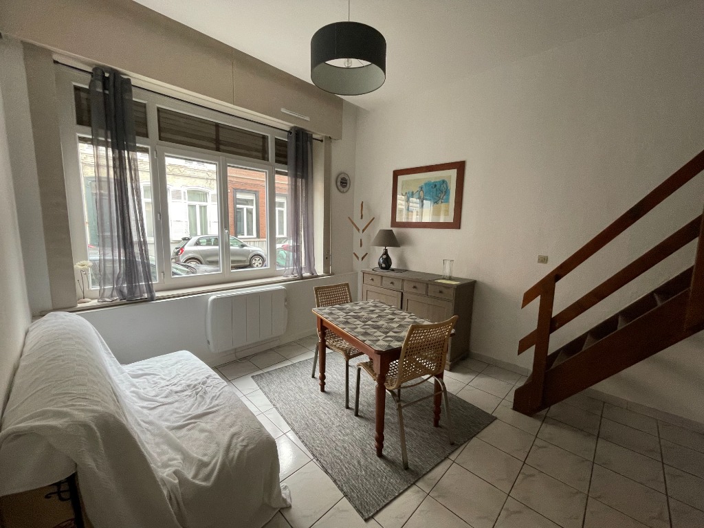 Mise en vente lille saint michel studio meuble de 16 93 m Photo 1 - JLW Immobilier Mise en vente lille saint michel studio meuble de 16 93 m Photo 1 - JLW Immobilier