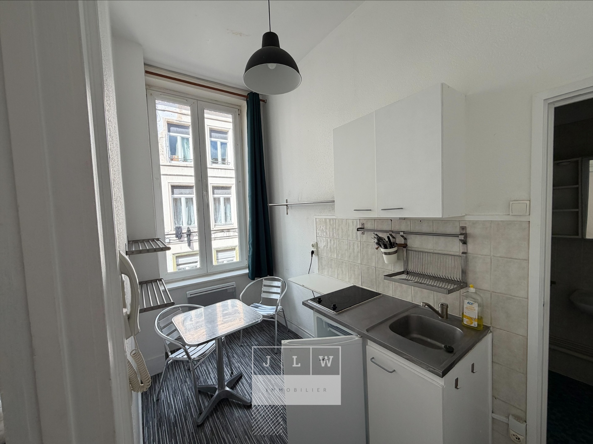 Iim ll152 lille wazemmes studio meuble 26m Photo 5 - JLW Immobilier Iim ll152 lille wazemmes studio meuble 26m Photo 5 - JLW Immobilier