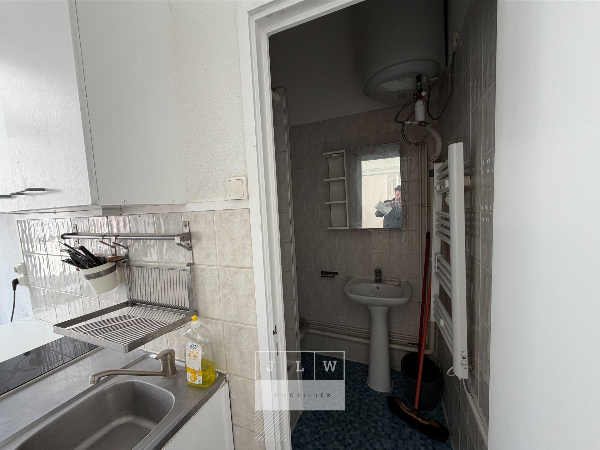 Iim ll152 lille wazemmes studio meuble 26m Photo 7 - JLW Immobilier Iim ll152 lille wazemmes studio meuble 26m Photo 7 - JLW Immobilier