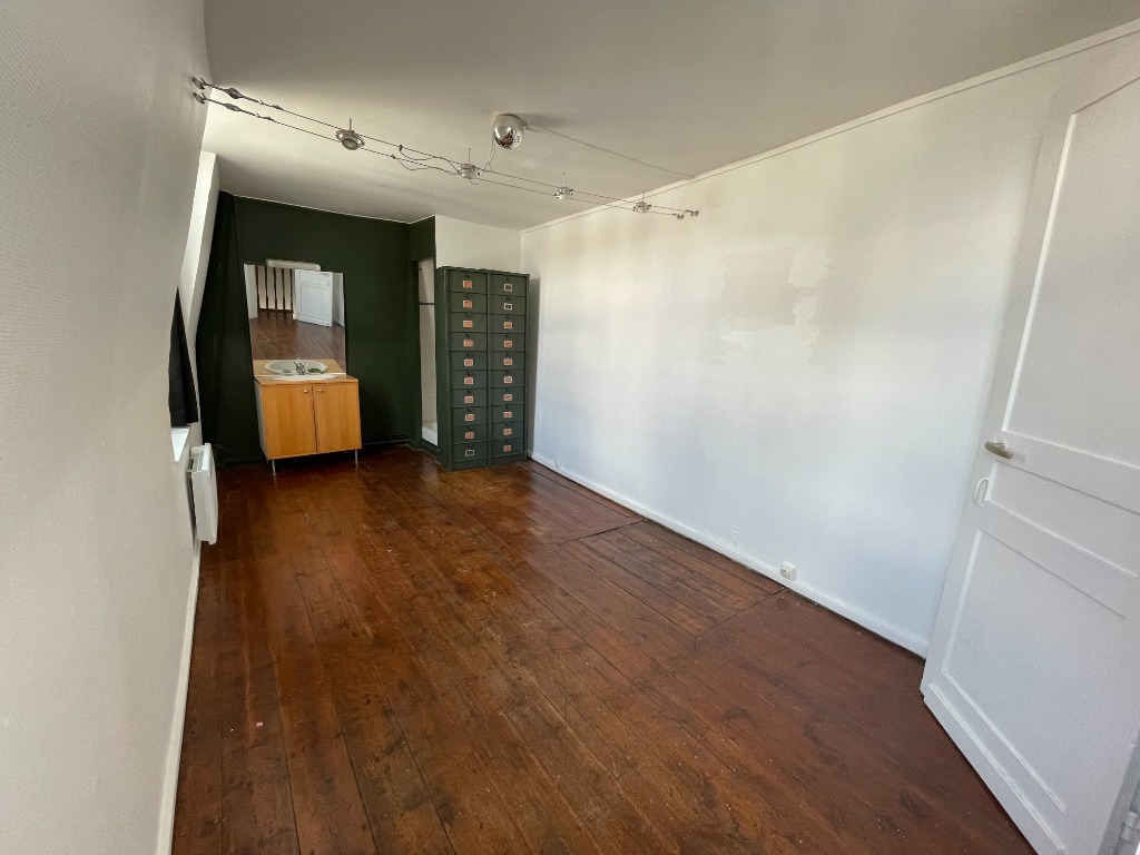 Vieux lille t3 non meuble de 4496m Photo 4 - JLW Immobilier Vieux lille t3 non meuble de 4496m Photo 4 - JLW Immobilier