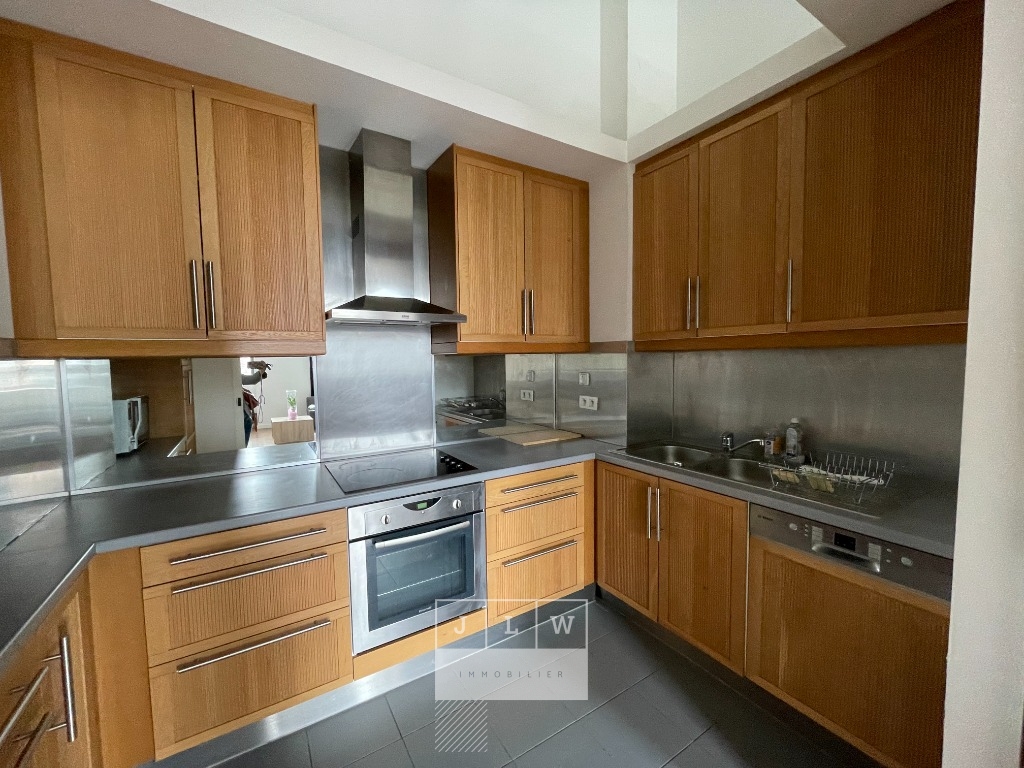 Ire ll152 vieux lille t2 meuble de 5967m avec parking Photo 2 - JLW Immobilier Ire ll152 vieux lille t2 meuble de 5967m avec parking Photo 2 - JLW Immobilier