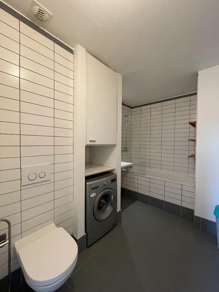 Ire ll152 vieux lille t2 meuble de 5967m avec parking Photo 7 - JLW Immobilier