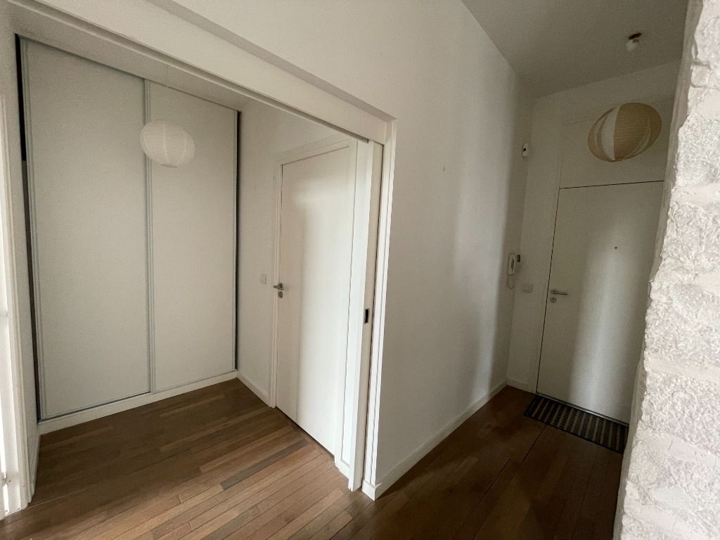 Ire ll152 vieux lille t2 meuble de 5967m avec parking Photo 8 - JLW Immobilier