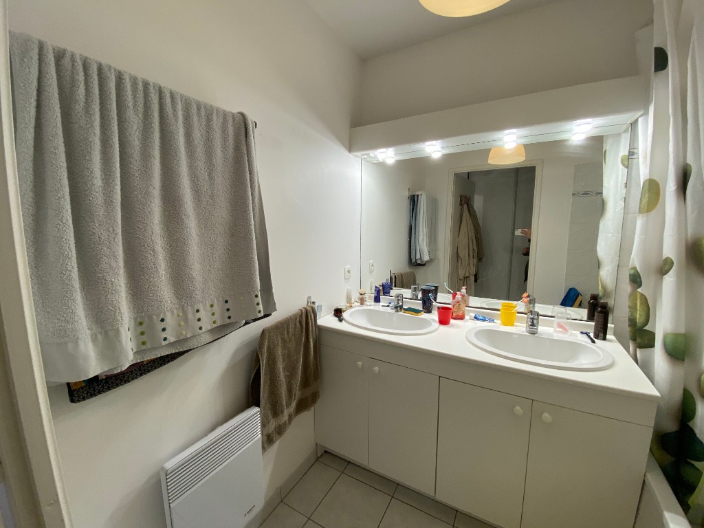 Lille appartement 3 pieces non meuble de 73m avec balcon et parking Photo 8 - JLW Immobilier