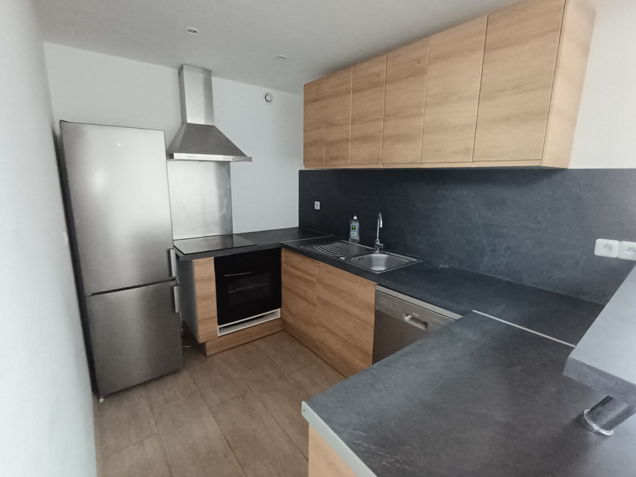 Ith ll152 standby loc appt t1bis mezzanine Photo 5 - JLW Immobilier Ith ll152 standby loc appt t1bis mezzanine Photo 5 - JLW Immobilier