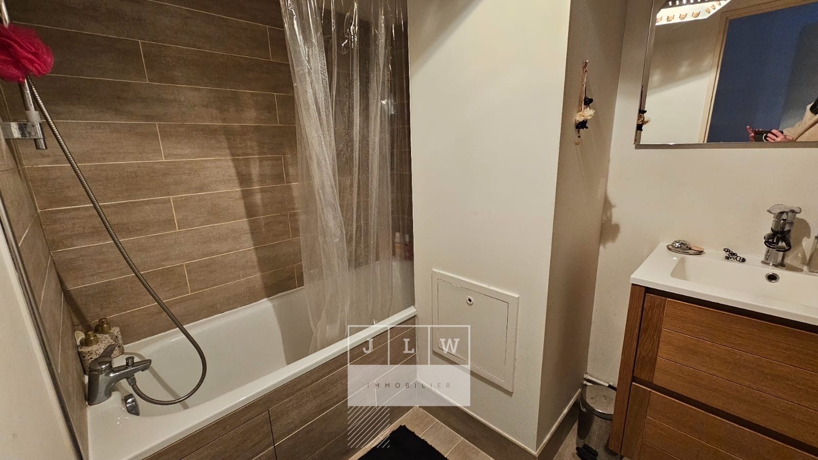 Ity sr123 t2 vieux lille parking sous sol balcon non meuble Photo 5 - JLW Immobilier Ity sr123 t2 vieux lille parking sous sol balcon non meuble Photo 5 - JLW Immobilier