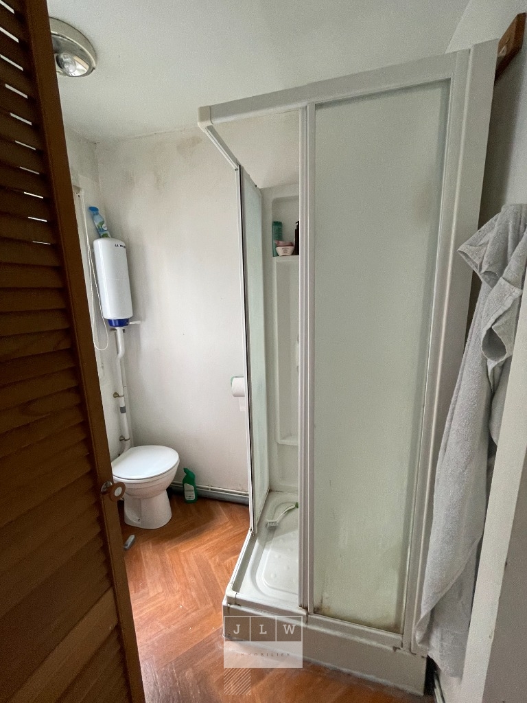 Iya nb343 studio non meuble boulevard de la liberte Photo 2 - JLW Immobilier