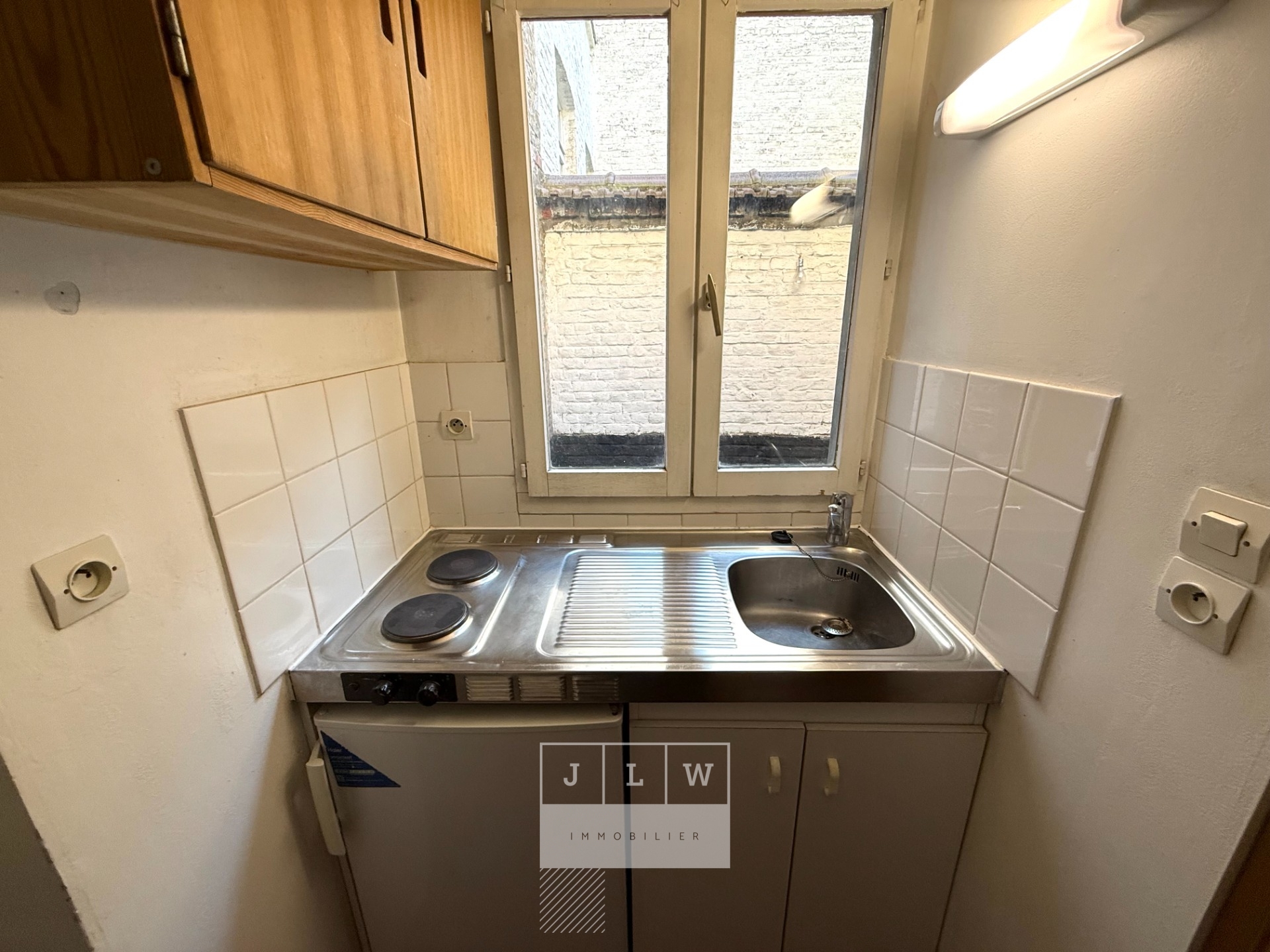 Iya sr123 studio non meuble boulevard de la liberte Photo 2 - JLW Immobilier