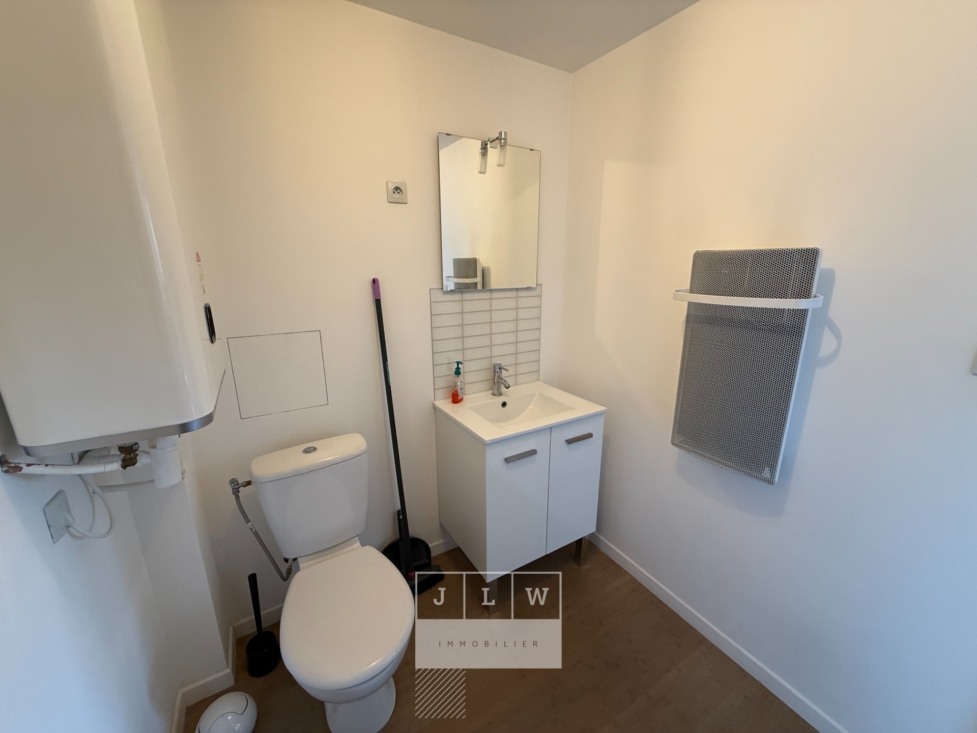 Iyx sr123 lille gambetta studio meuble de 2033m Photo 3 - JLW Immobilier