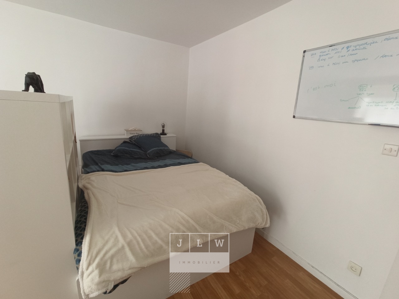 Izc ll152 studio rue nicolas leblanc non meuble Photo 2 - JLW Immobilier Izc ll152 studio rue nicolas leblanc non meuble Photo 2 - JLW Immobilier