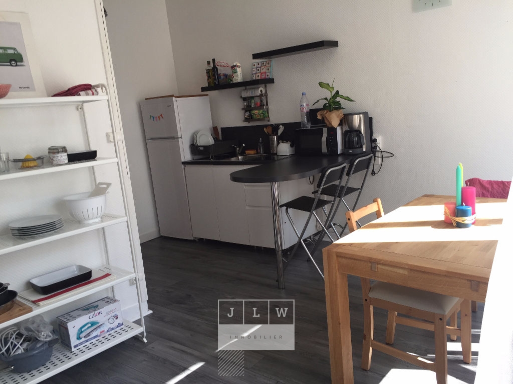 Jbz ll152 type 1bis secteur republique gambetta Photo 1 - JLW Immobilier Jbz ll152 type 1bis secteur republique gambetta Photo 1 - JLW Immobilier