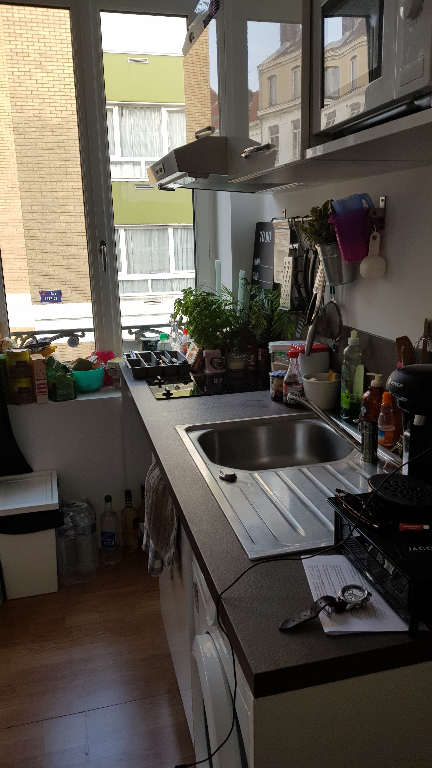 Jdb sr123  lille republique studio meuble de 1740m Photo 2 - JLW Immobilier