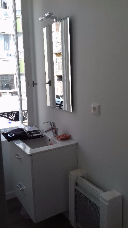 Jdb sr123  lille republique studio meuble de 1740m Photo 6 - JLW Immobilier