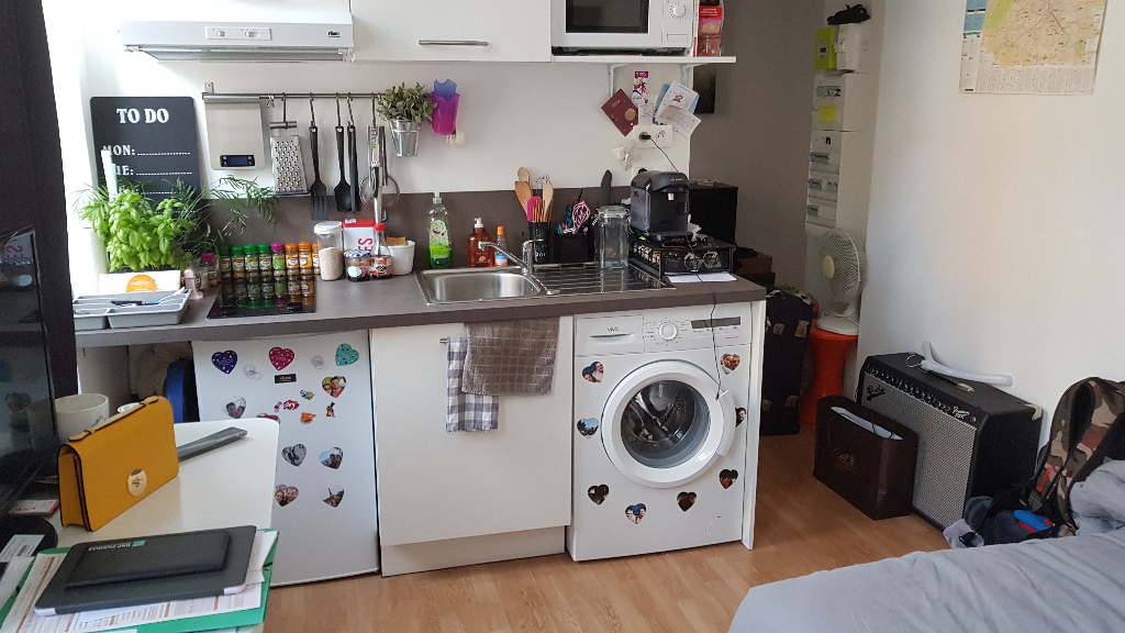 Jdb sr123  lille republique studio meuble de 1740m Photo 7 - JLW Immobilier