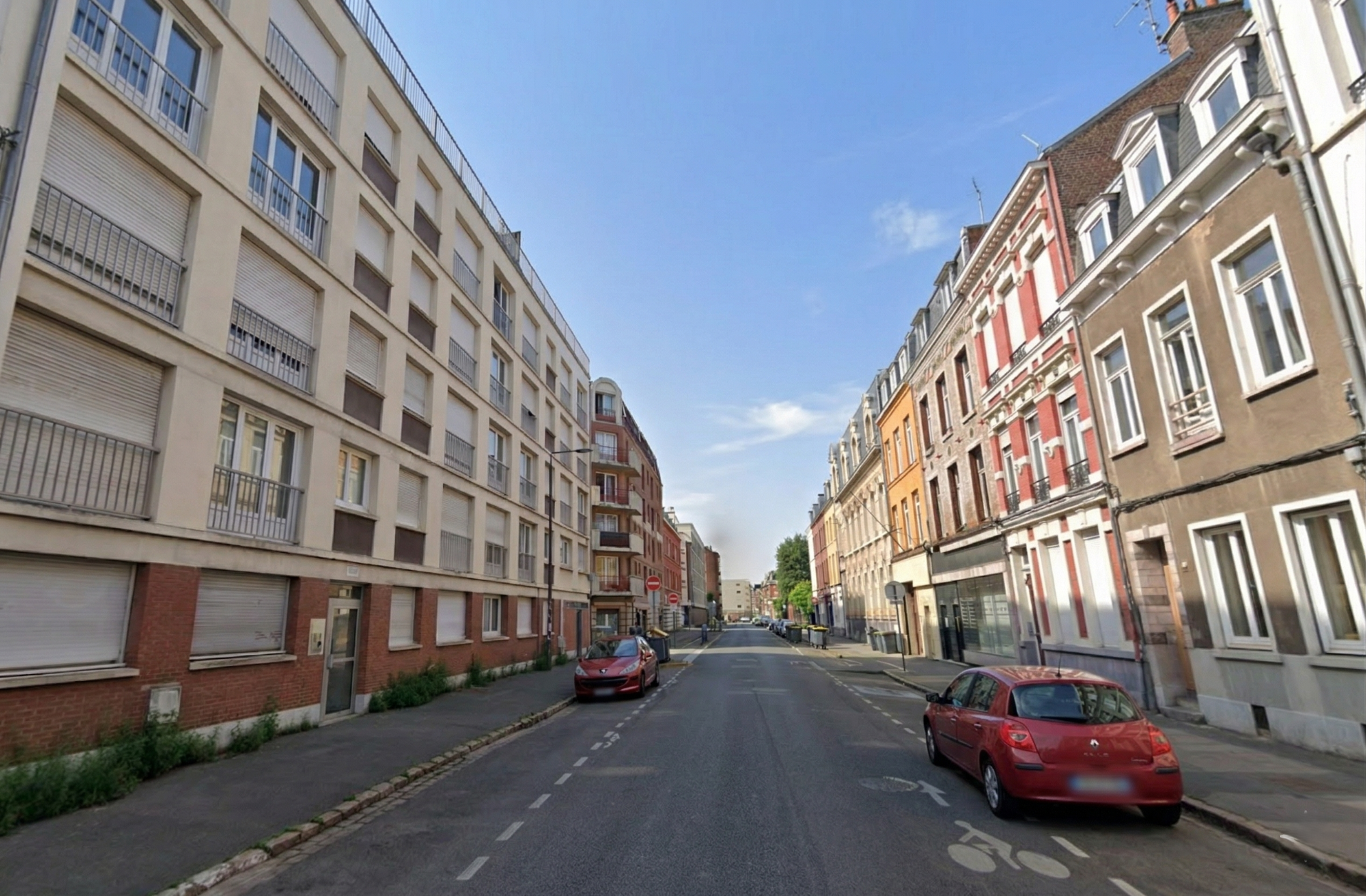 Jeg pkg lille garage securise gambetta rue franklin Photo 1 - JLW Immobilier Jeg pkg lille garage securise gambetta rue franklin Photo 1 - JLW Immobilier