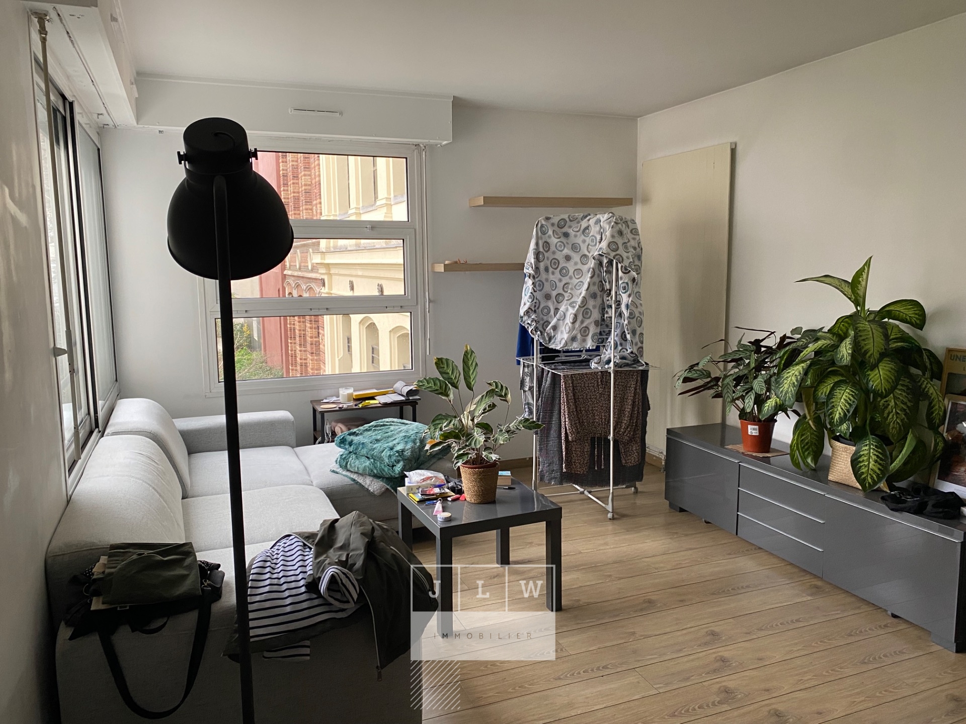 Jek nb343 lille republique t2 meuble de 4032m Photo 1 - JLW Immobilier