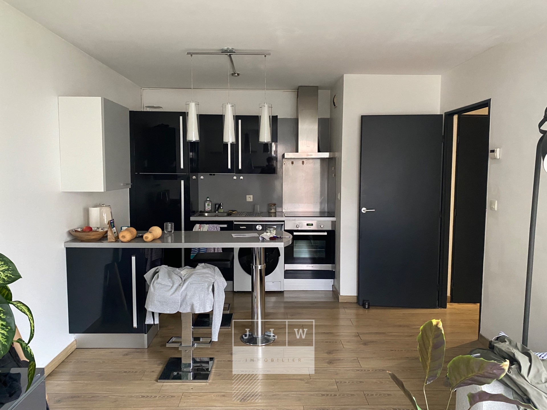 Jek nb343 lille republique t2 meuble de 4032m Photo 2 - JLW Immobilier