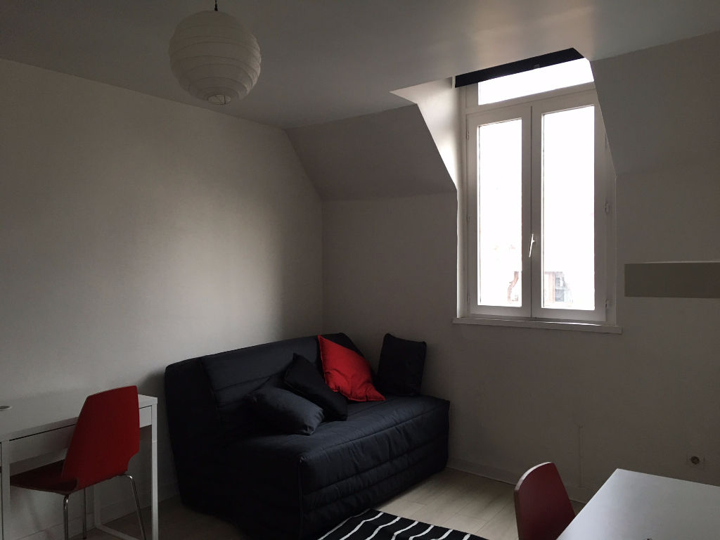 Jev sr123 lille republique studio meuble de 18m Photo 1 - JLW Immobilier