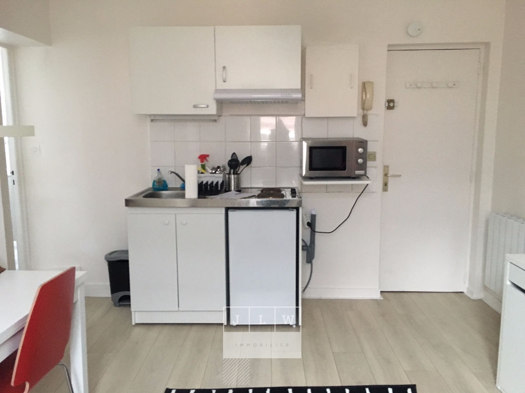 Jev sr123 lille republique studio meuble de 18m Photo 2 - JLW Immobilier