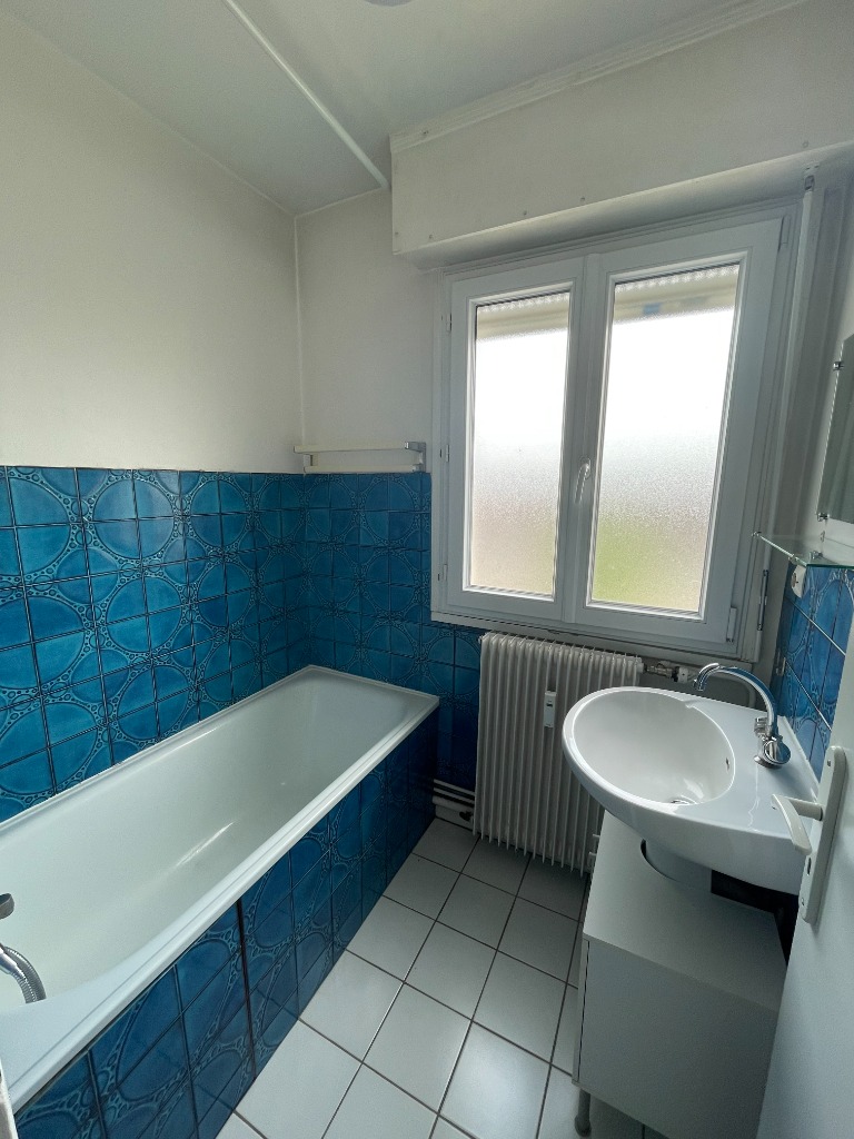 Standby travaux studio non meuble de 2443m avec terrasse Photo 5 - JLW Immobilier