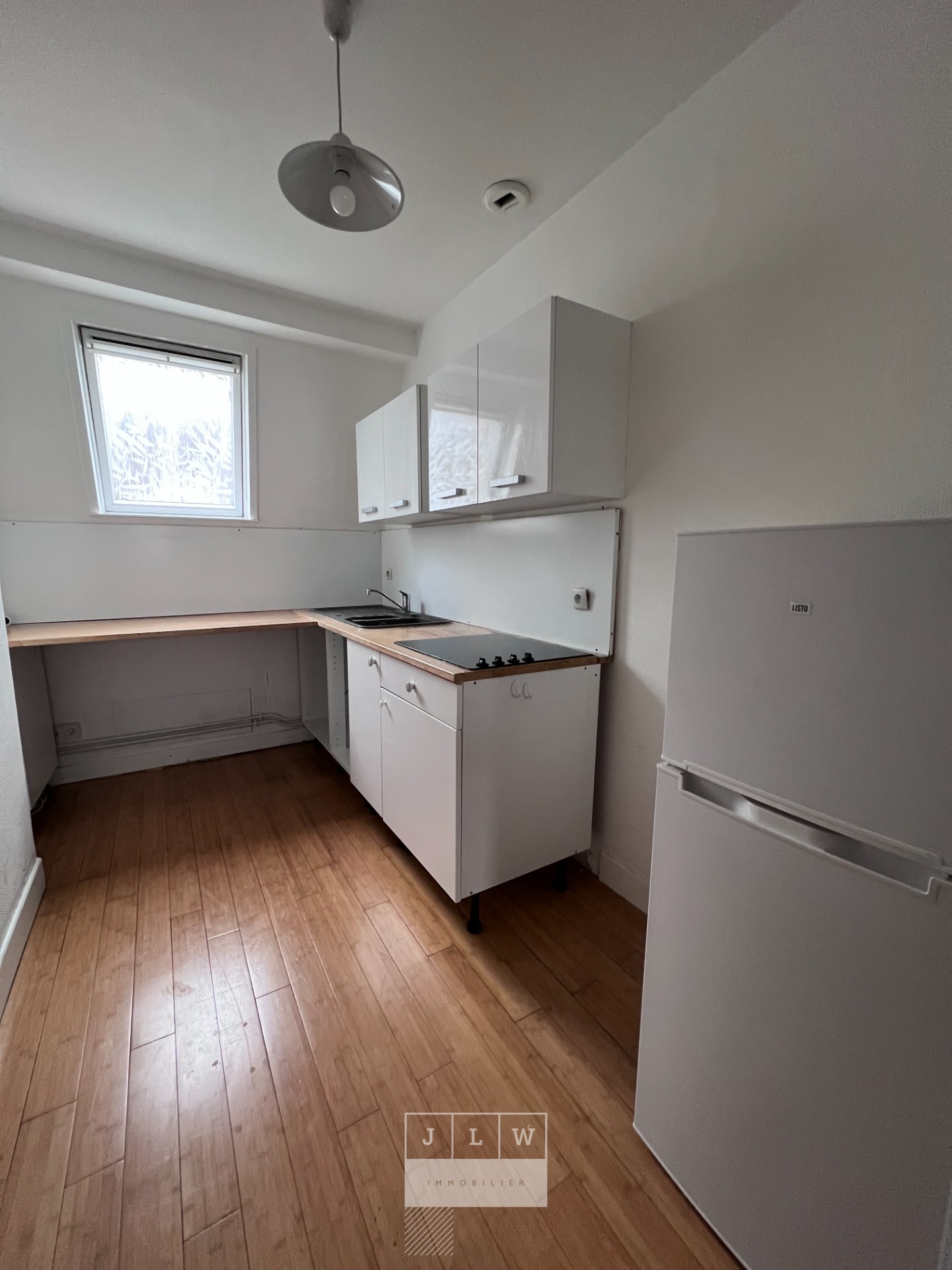 Ne pas diff jif ll152  t2 non meuble de 3575m Photo 12 - JLW Immobilier