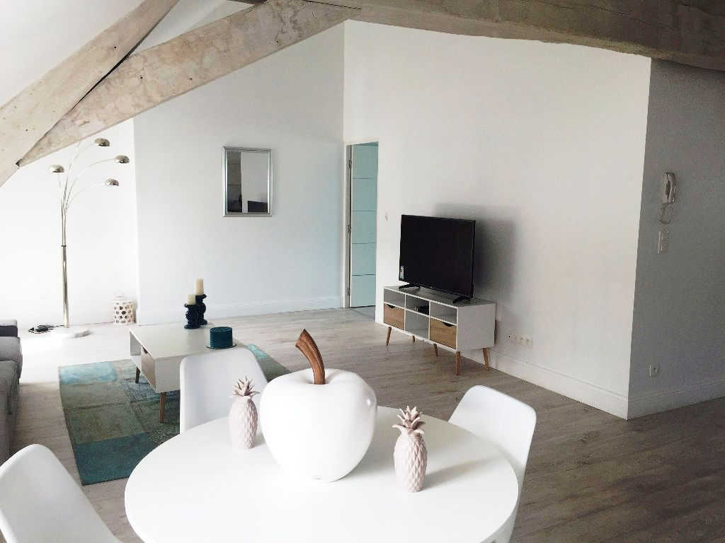 Jil ll152 vieux lille t2 meuble 55 m Photo 1 - JLW Immobilier Jil ll152 vieux lille t2 meuble 55 m Photo 1 - JLW Immobilier