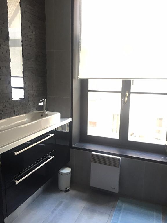 Vieux lille 3 pieces meuble 86 33 m2 Photo 7 - JLW Immobilier