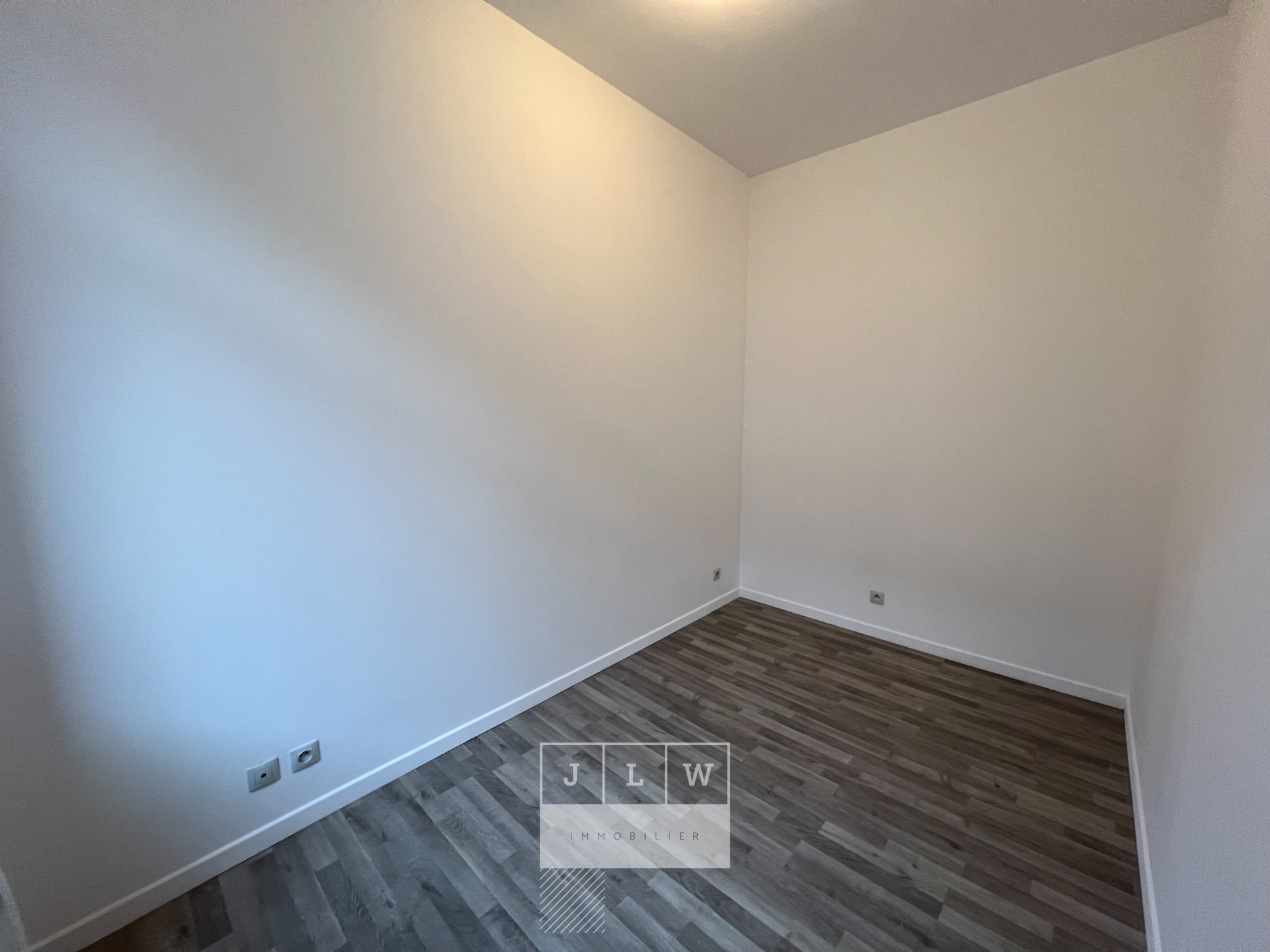 Jji sr123 lille gambetta t1bis non meuble de 20m Photo 4 - JLW Immobilier Jji sr123 lille gambetta t1bis non meuble de 20m Photo 4 - JLW Immobilier