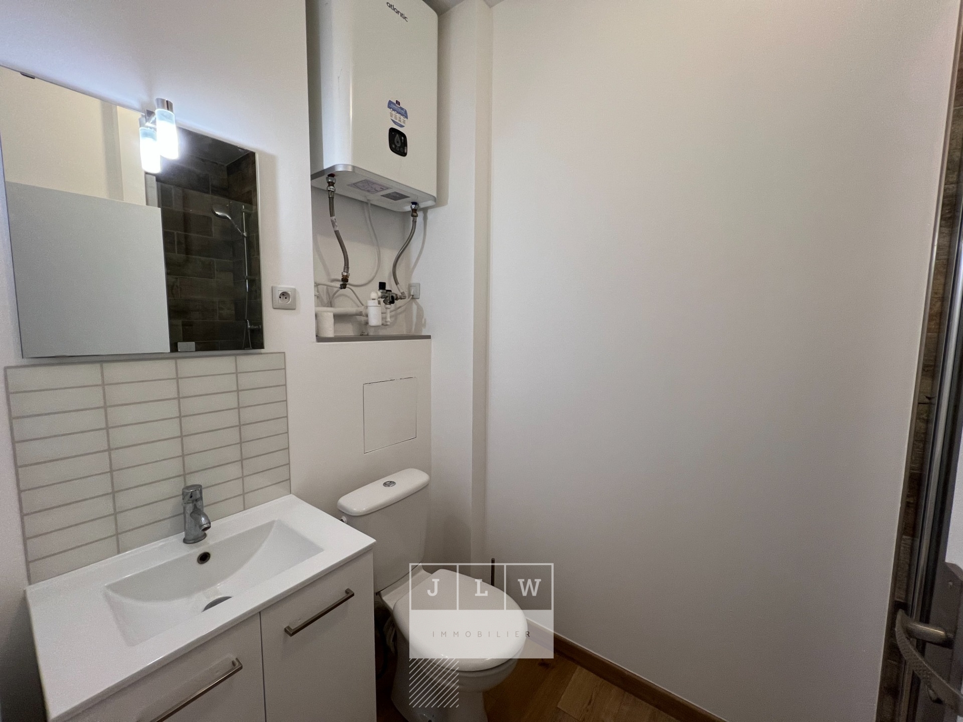 Jji sr123 lille gambetta t1bis non meuble de 20m Photo 6 - JLW Immobilier Jji sr123 lille gambetta t1bis non meuble de 20m Photo 6 - JLW Immobilier