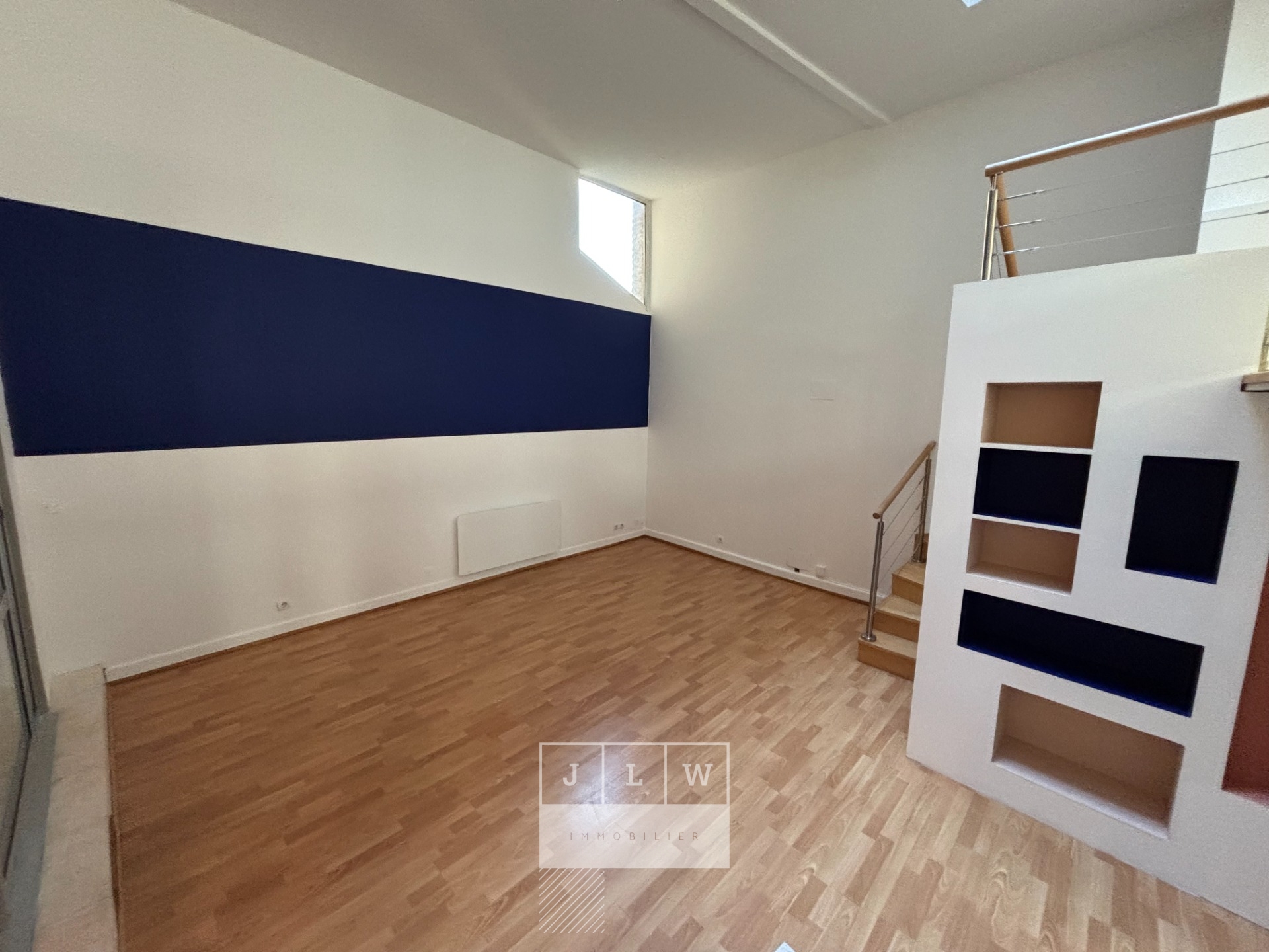 Jjp ll152 standby travaux 2 pieces non meuble 63m Photo 3 - JLW Immobilier Jjp ll152 standby travaux 2 pieces non meuble 63m Photo 3 - JLW Immobilier