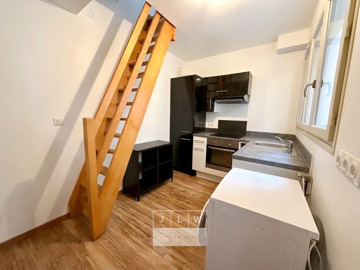 Jll sr123 appartement vieux lille 3 pieces meuble 62m Photo 2 - JLW Immobilier