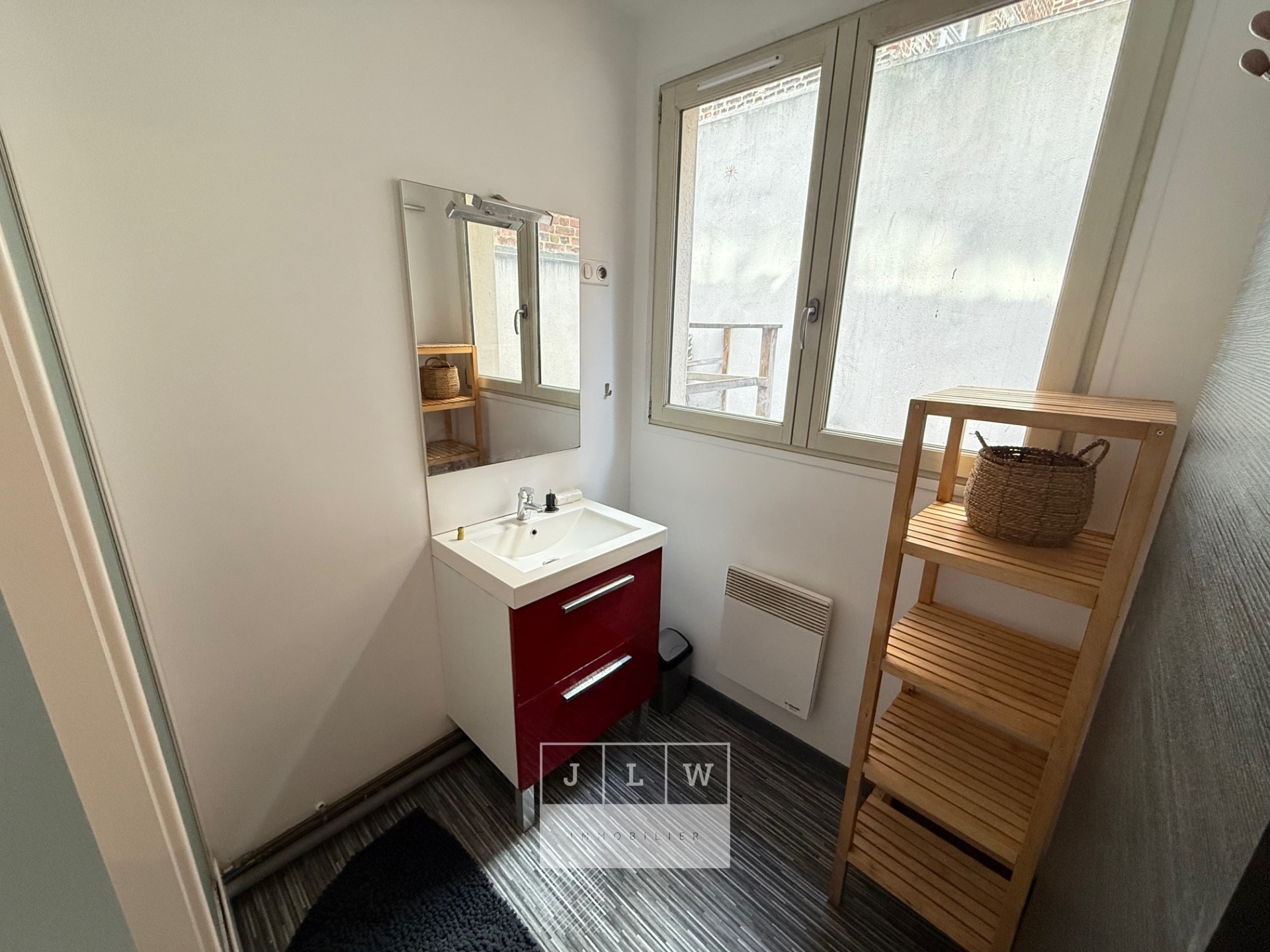 Jll sr123 appartement vieux lille 4 pieces meuble 62m Photo 7 - JLW Immobilier