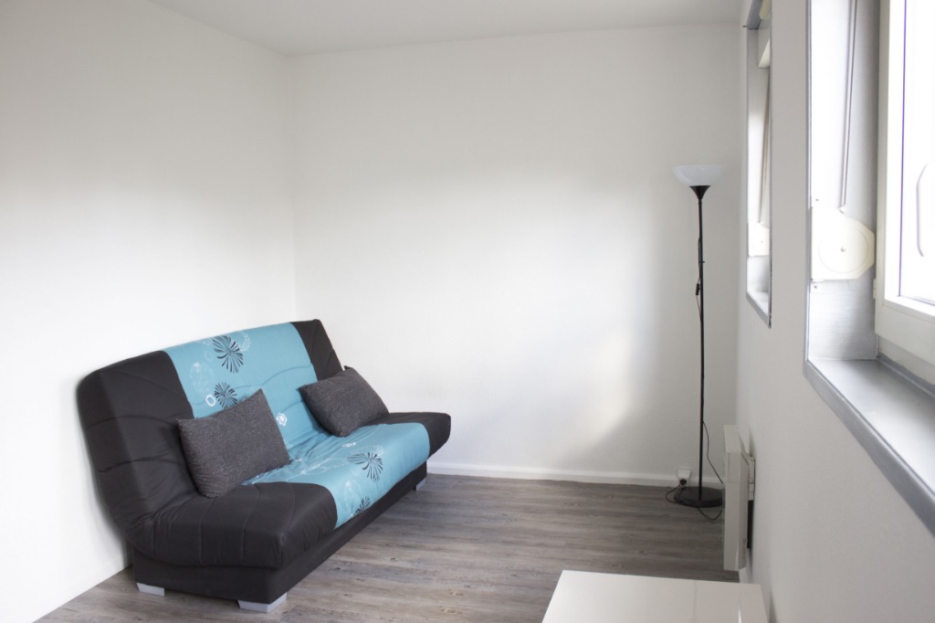 Jcg sr123 wazemmes studio meuble entierement renove Photo 2 - JLW Immobilier Jcg sr123 wazemmes studio meuble entierement renove Photo 2 - JLW Immobilier