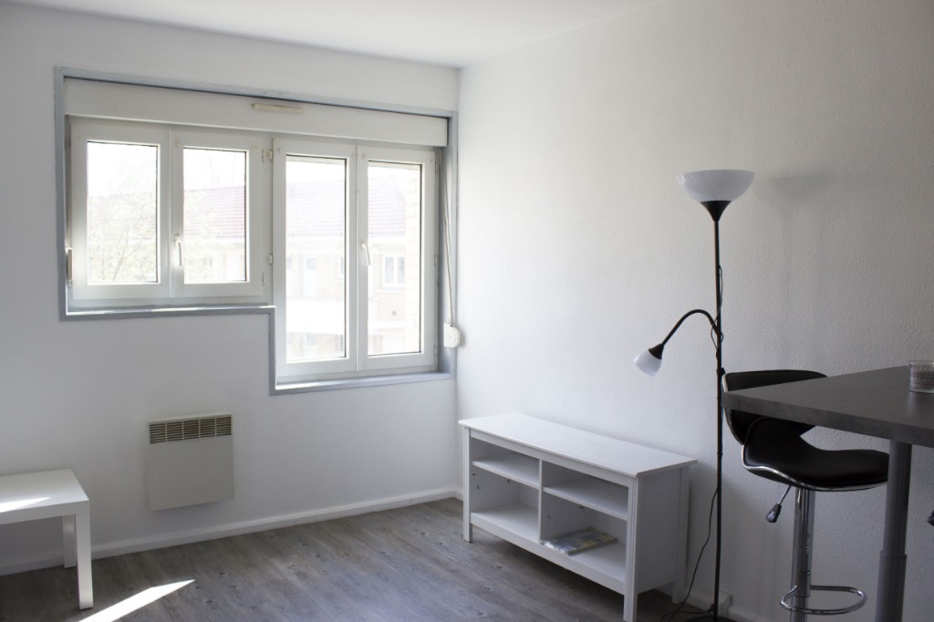 Jcg sr123 wazemmes studio meuble entierement renove Photo 4 - JLW Immobilier Jcg sr123 wazemmes studio meuble entierement renove Photo 4 - JLW Immobilier