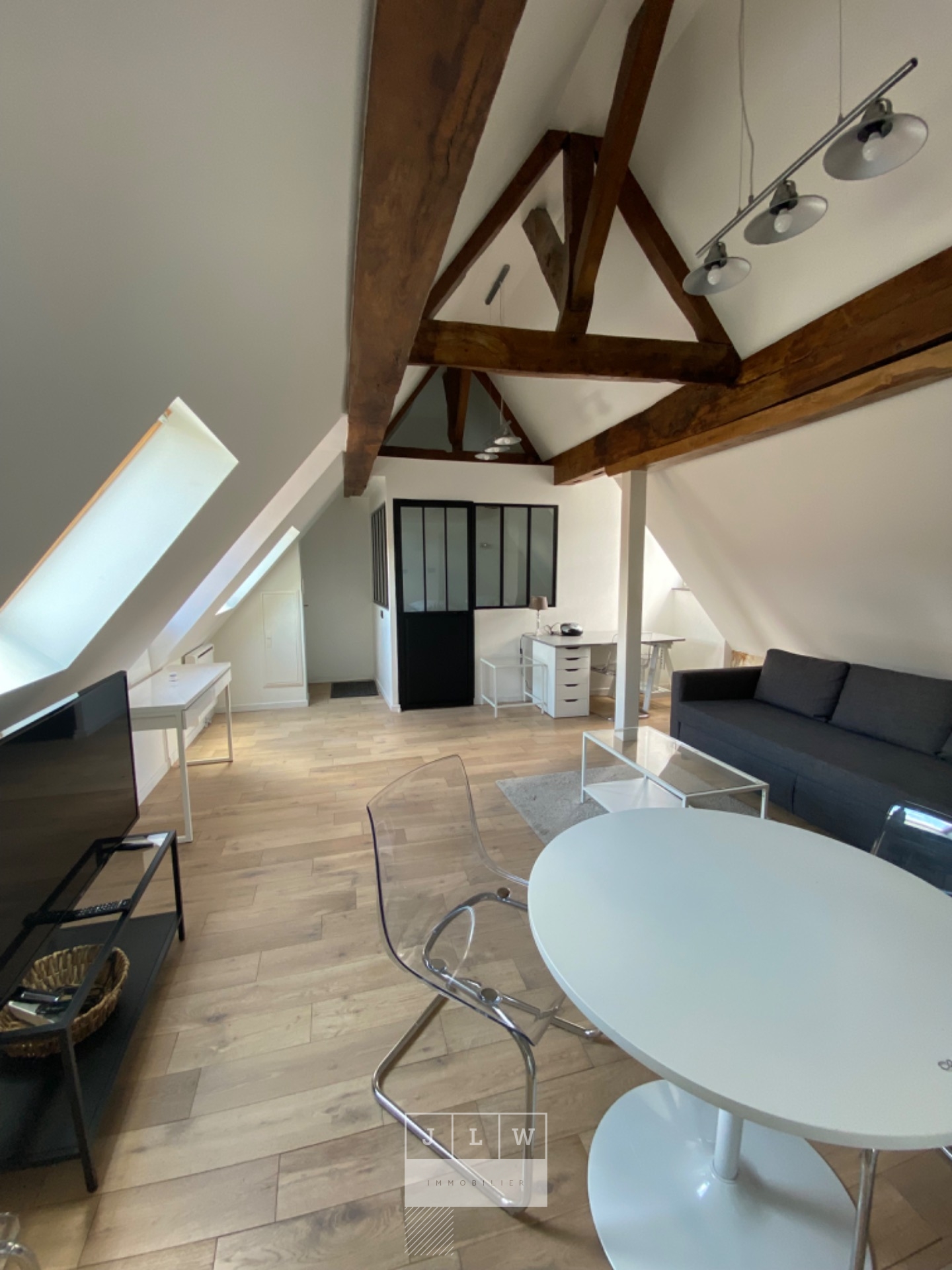 Standby prop type 2 meuble de 35m secteur vieux lille Photo 1 - JLW Immobilier Standby prop type 2 meuble de 35m secteur vieux lille Photo 1 - JLW Immobilier