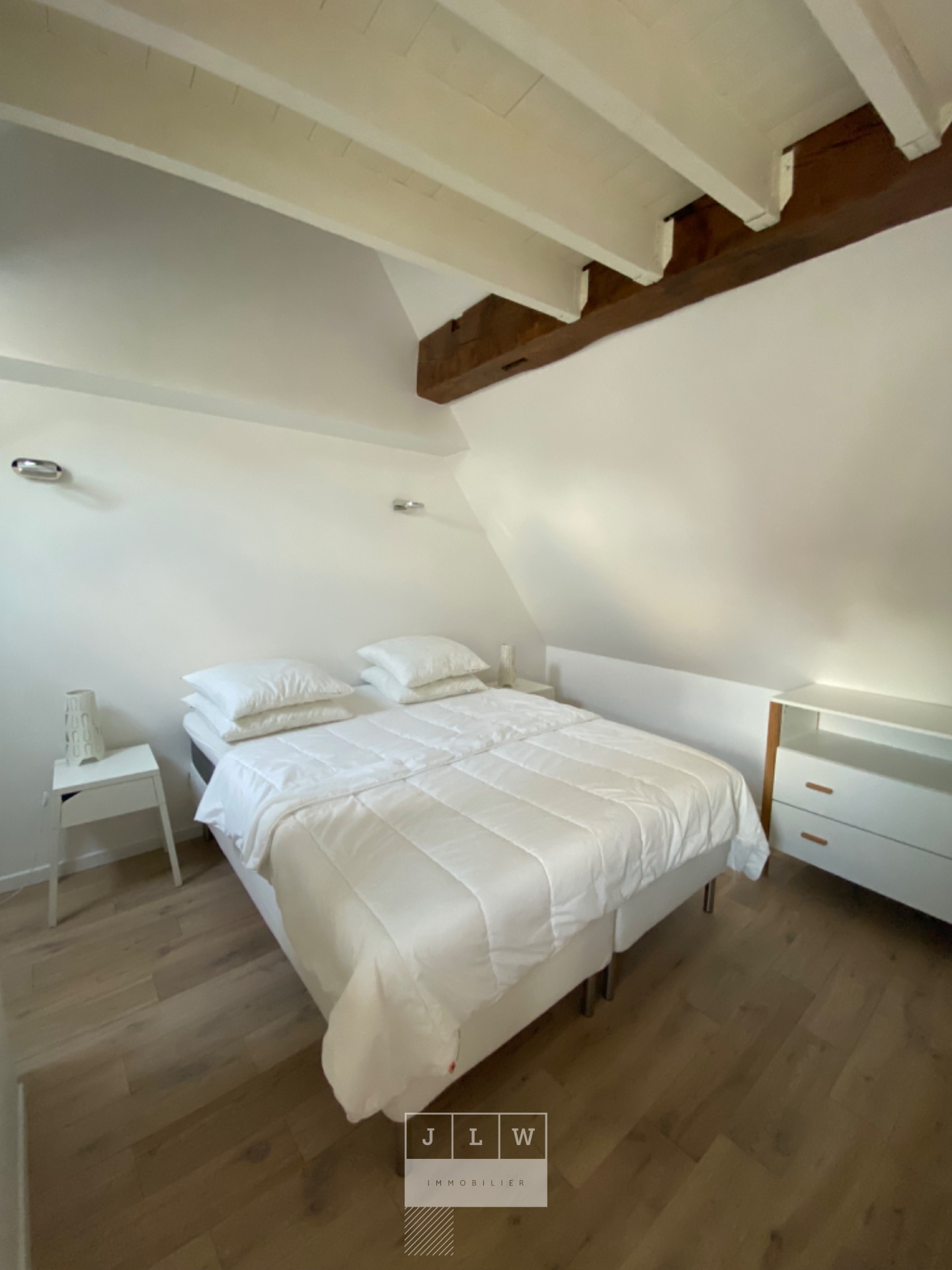 Standby prop type 2 meuble de 35m secteur vieux lille Photo 3 - JLW Immobilier Standby prop type 2 meuble de 35m secteur vieux lille Photo 3 - JLW Immobilier