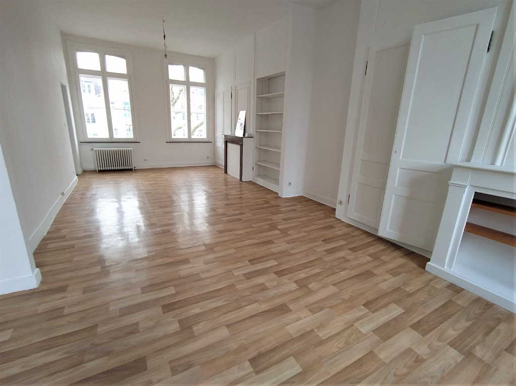 Jml nb343 appartement non meuble lille 4 pieces 101 02m Photo 1 - JLW Immobilier