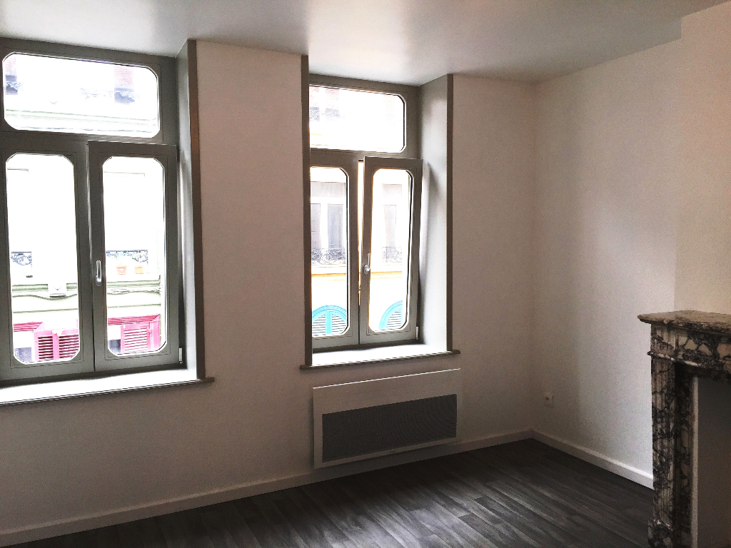 Jpc lille gambetta appartement meuble de 32 42m Photo 2 - JLW Immobilier Jpc lille gambetta appartement meuble de 32 42m Photo 2 - JLW Immobilier