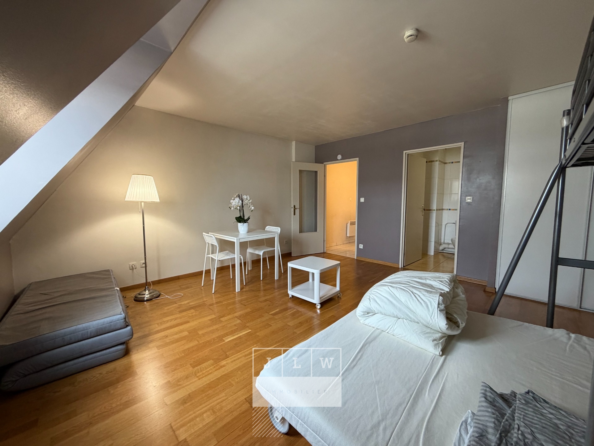 Jpi ll152 appartement lille 1 piece 30 m2  meuble Photo 3 - JLW Immobilier