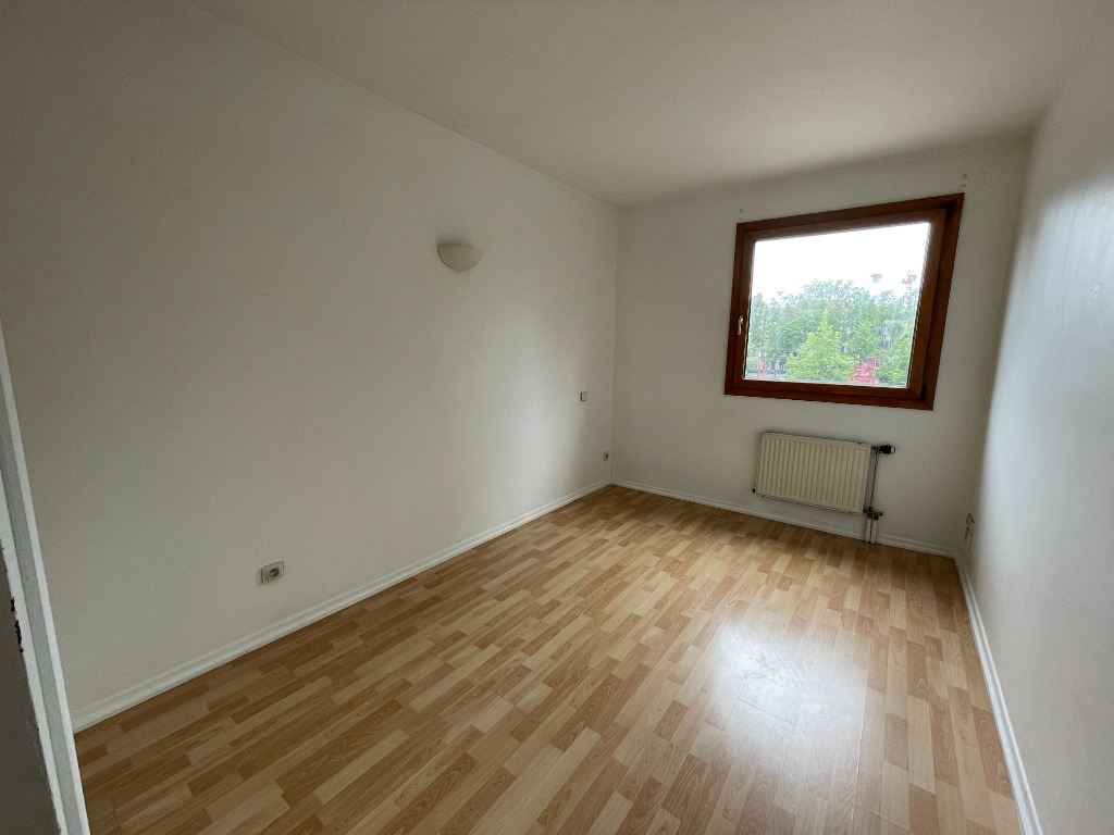 Jqe sr123 type 3 non meuble de 65m rue de cambrai Photo 5 - JLW Immobilier Jqe sr123 type 3 non meuble de 65m rue de cambrai Photo 5 - JLW Immobilier