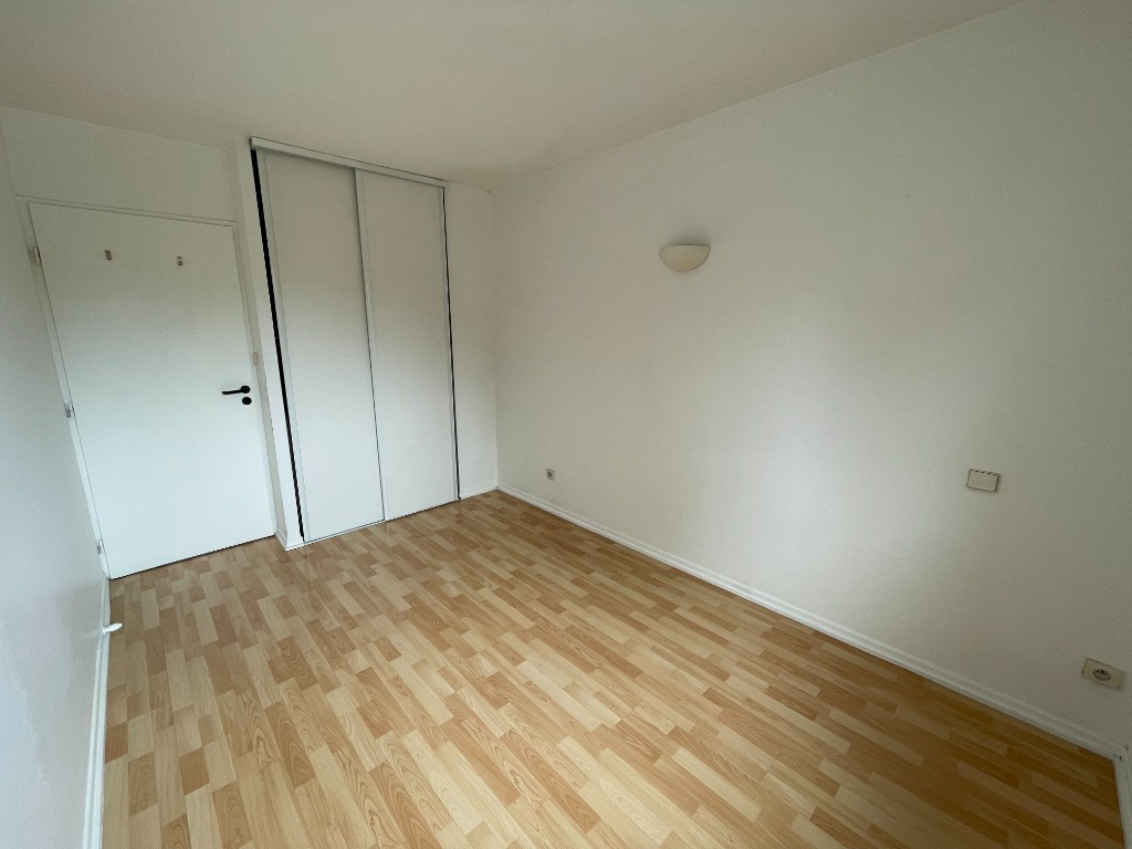 Jqe sr123 type 3 non meuble de 65m rue de cambrai Photo 7 - JLW Immobilier Jqe sr123 type 3 non meuble de 65m rue de cambrai Photo 7 - JLW Immobilier